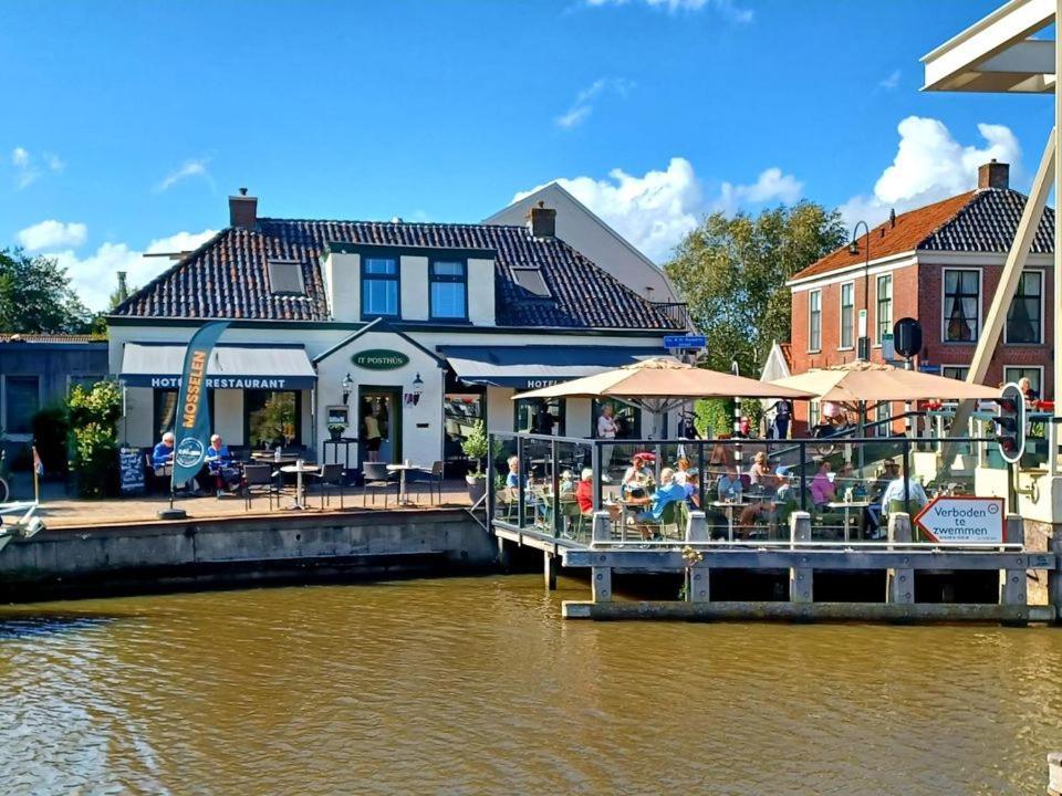 Hotel Restaurant It Posthus Birdaard Exterior foto