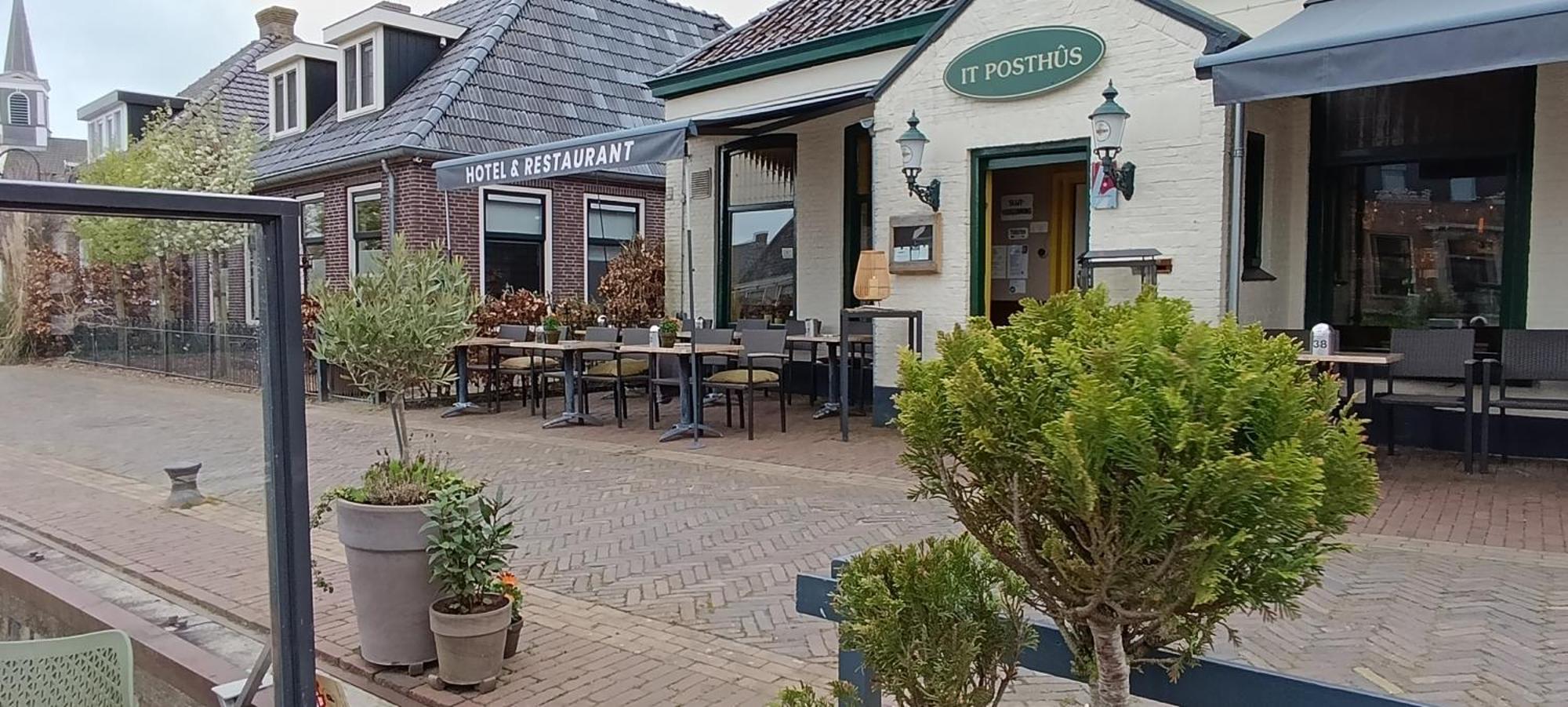 Hotel Restaurant It Posthus Birdaard Exterior foto